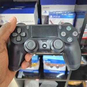 Original Sony PS4 Controller, Direct UK Preowned